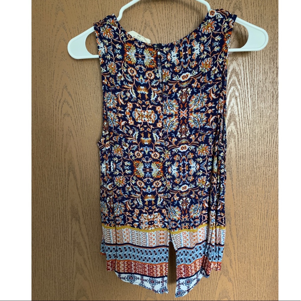 Tank top - Picture 2 of 2